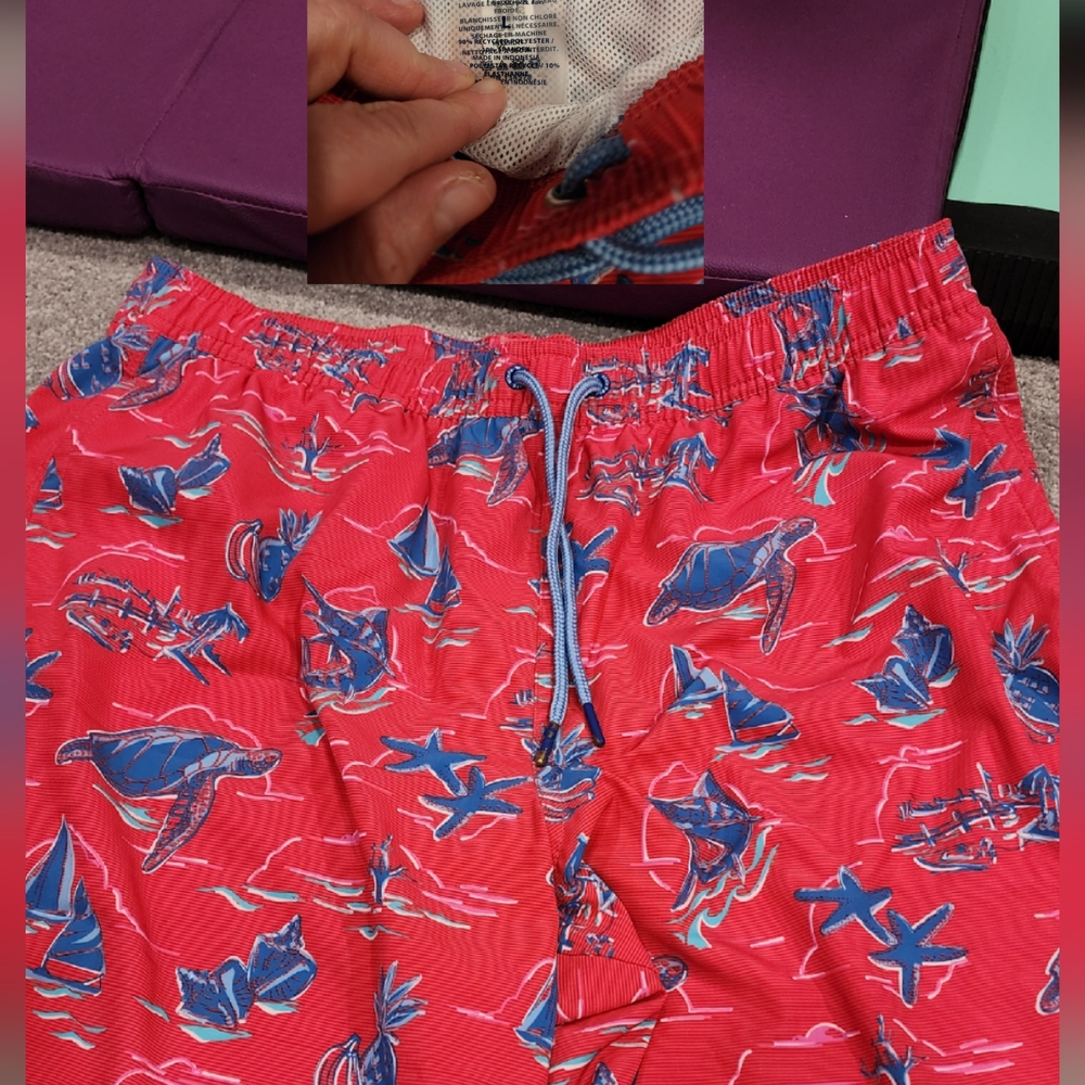 Vineyard Vines Printed "Chappy Trunk" - image 1